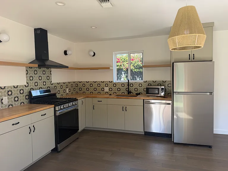 3618 Chesapeake Ave — Photo 14