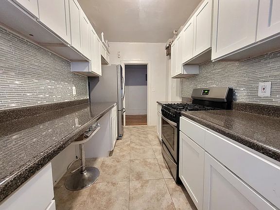 2nd image of 3111 Heath Ave APT 22A