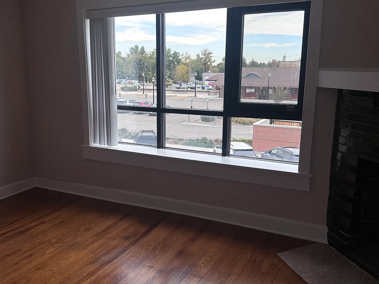 2 bed, 1200 sqft, $2,250 — Photo 3