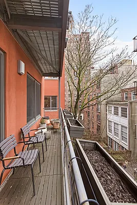 Sold by Compass | media 10