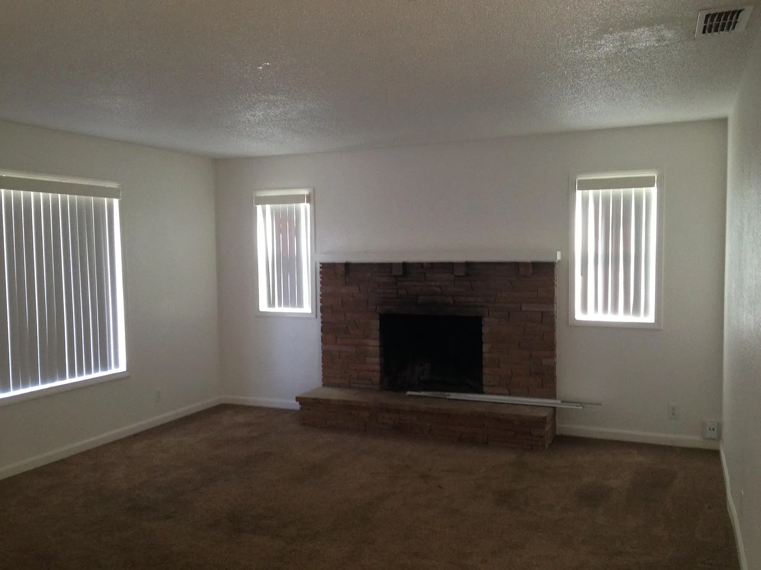 6000 Sandlin Way photo 1
