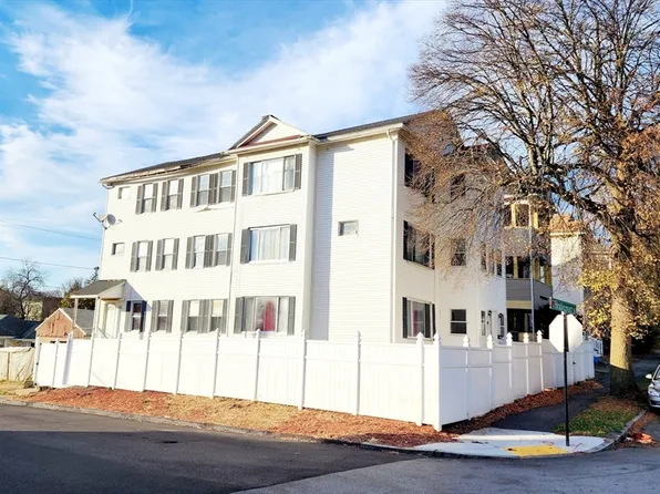 42 Bridgeport St, Worcester, MA 01604