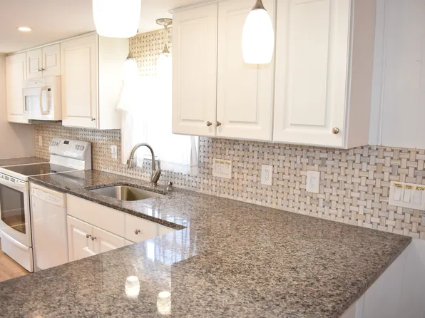 230 Main Street #7, Wallingford, CT 06492