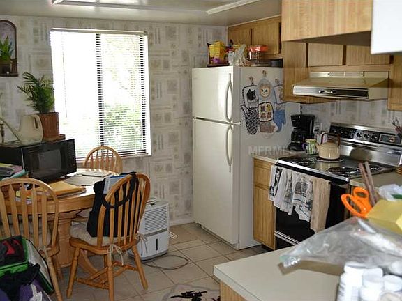 4th image of 283 Cypress Ln