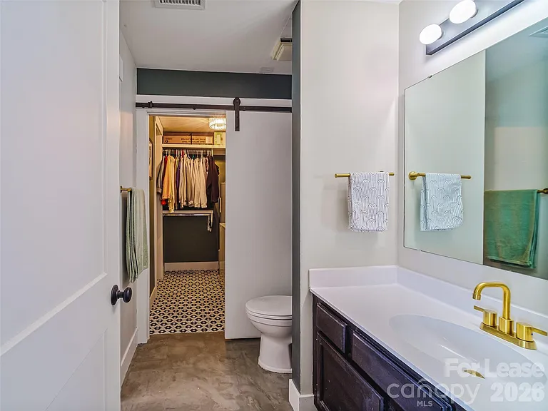 3300 Selwyn Farms Ln #5 — Photo 10
