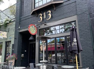 15411 Kercheval Ave, Grosse Pointe, MI 48230