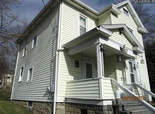 1229 Oakwood St, East Liverpool, OH