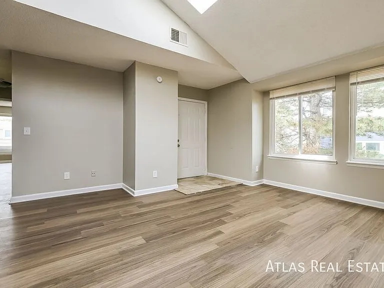 842 S Uravan Ct #C — Photo 2