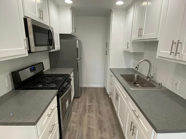 149 E Union Ave #C — Photo 1