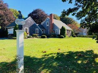 17 South Dr, Middletown, RI 02842