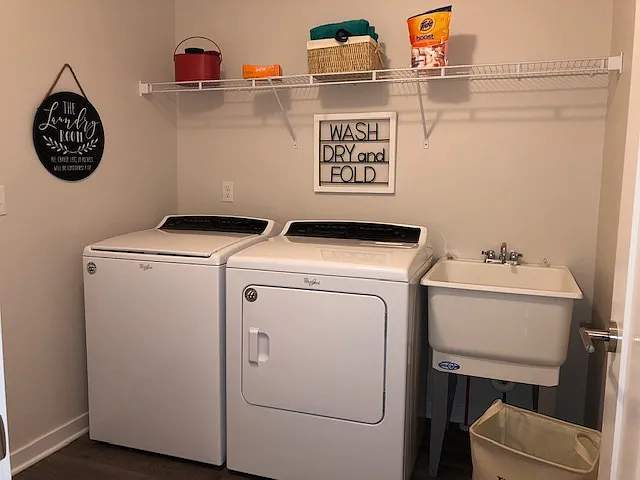 Full Size Washer & Dryer