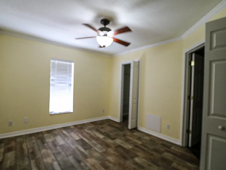 4419 W Euclid Ave — Photo 26