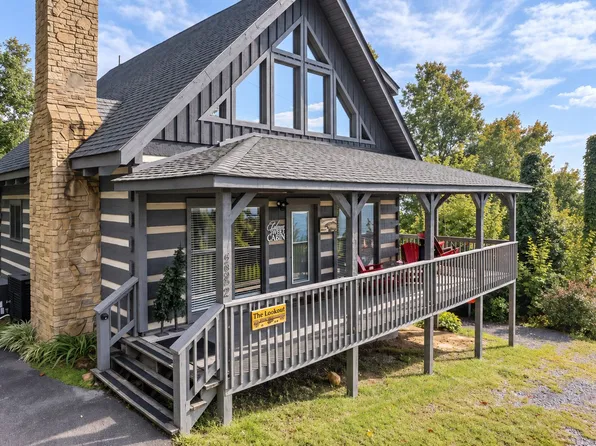 2242 Windswept View Way, Sevierville, TN 37876