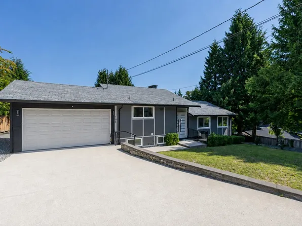 104 Bonnymuir Dr, West Vancouver, BC V7S 1L2
