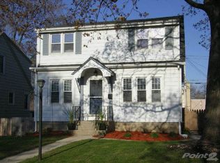 3926 S 1st St, Milwaukee, WI 53207