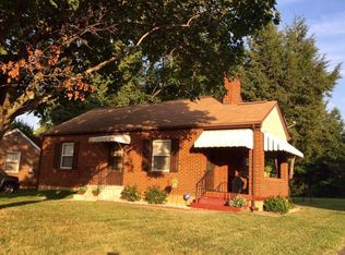 2511 Floraland Dr NW, Roanoke, VA 24012