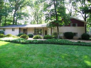 4474 Dunhaven Rd, Dunwoody, GA 30338