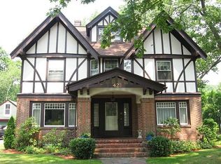 42 Hazelwood Ave, Longmeadow, MA 01106