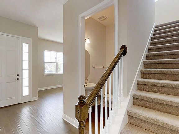 4th image of 113 Seabrook Dr