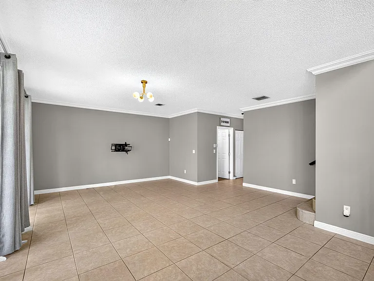 1204 Oakwater Dr — Photo 27