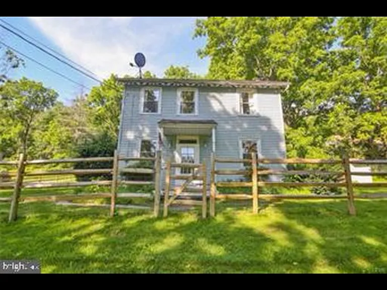 3544 Jordan Rd — Photo 2