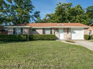 2305 Motley Dr, Mesquite, TX 75150