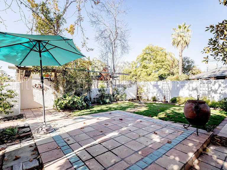227 Oleander Ave — Photo 24