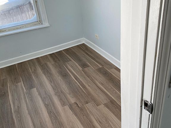 5th image of 332 E Kensington Ave #B-2