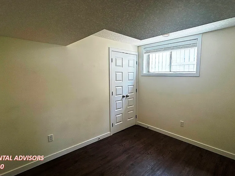 8125 83rd Ave NW #BASEMENT — Photo 18