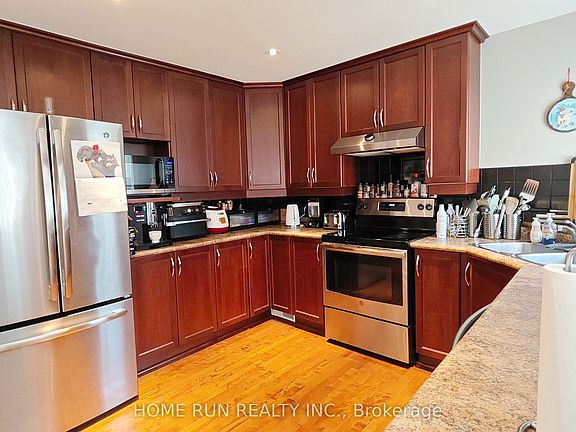 5th image of 151 Whetstone Cres