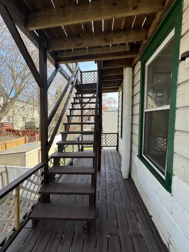 9 Osborne St Photo 1