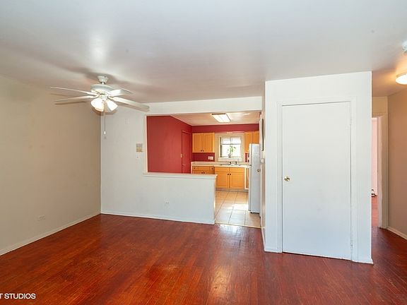 4th image of 34 S 19th Ave APT 2W
