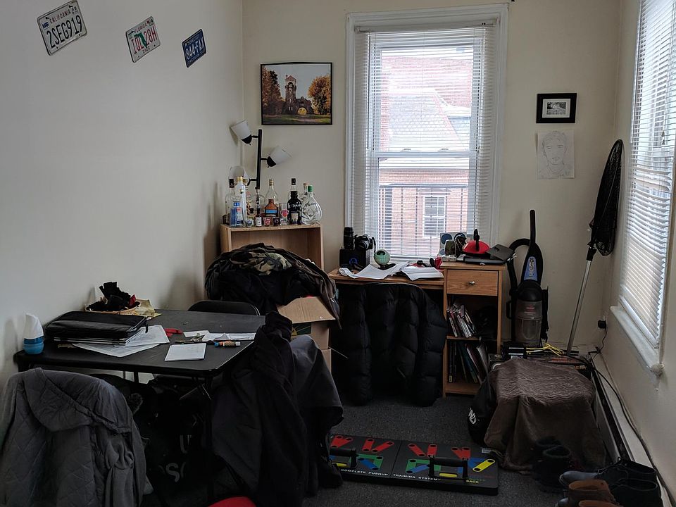 2nd image of 17 Grand St APT 3