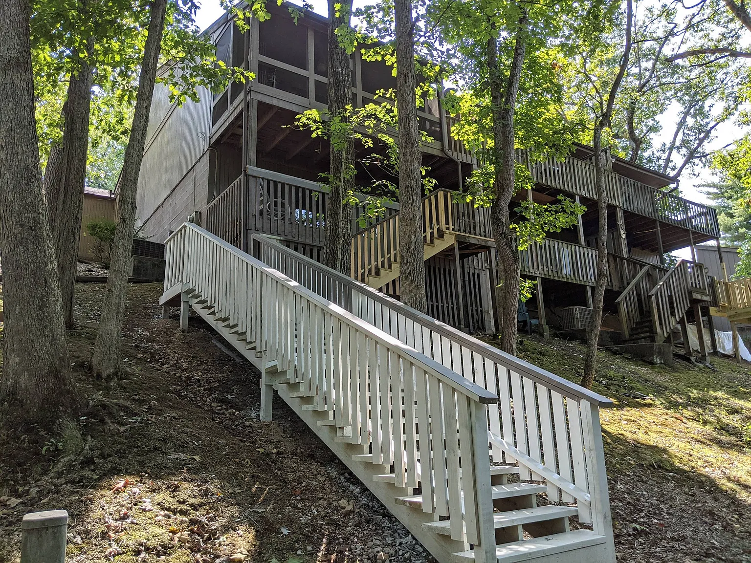 2 bed, 1.5 bath, 1400 sqft, $2,300 — Photo 4