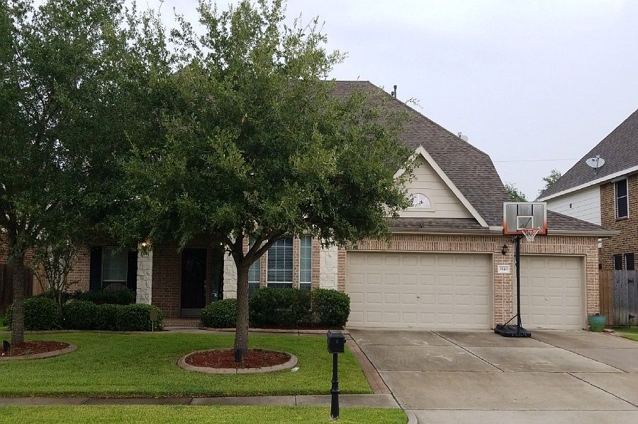 1st image of 1540 Torrance Dr