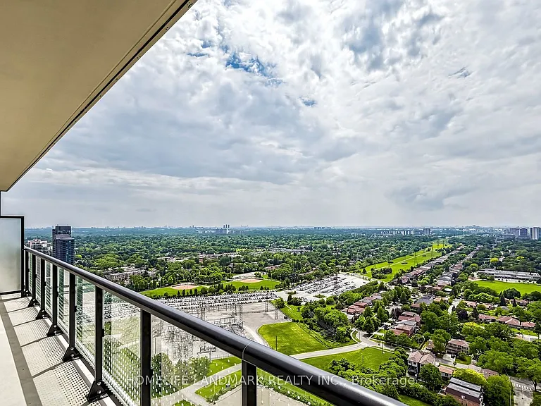 5858 Yonge St #LPH25 — Photo 21