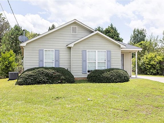 4th image of 22 Lake Ct