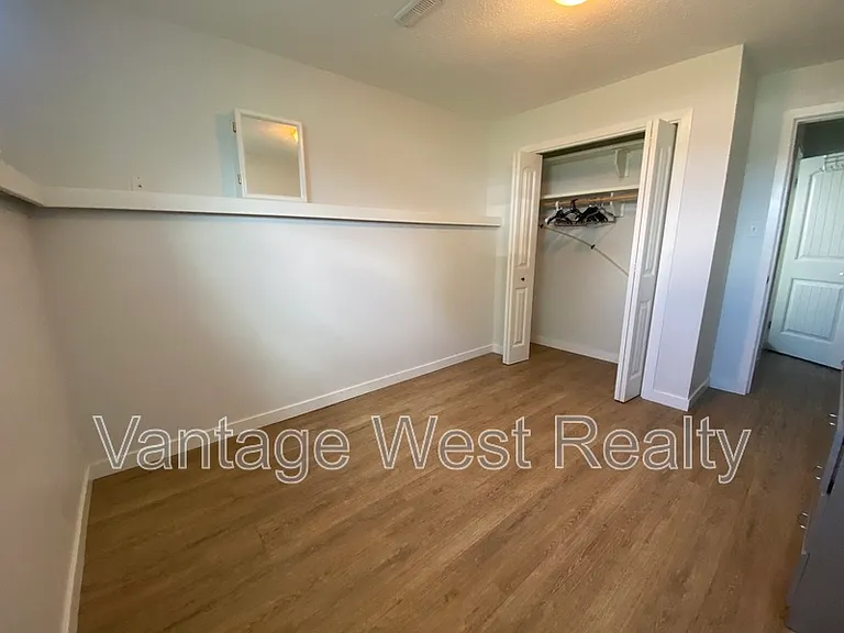 315B Hardie Rd — Photo 7