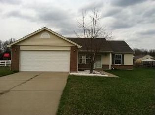 3316 Whispering Woods Dr, Amelia, OH 45102
