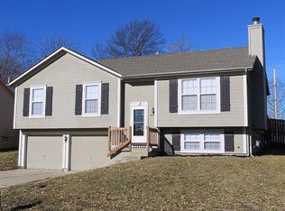 1606 Hartford Rd, Independence, MO 64058