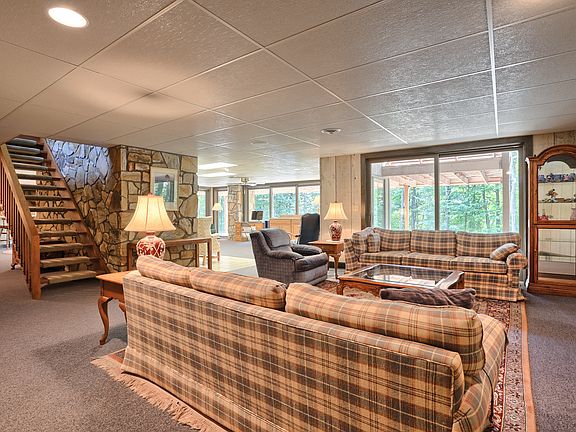 Large LL Family Room