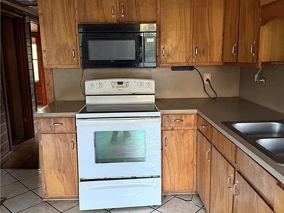 3rd image of 47 Hancock Rd