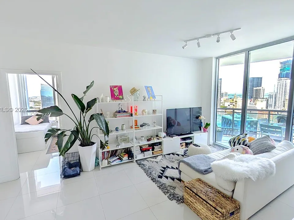350 S Miami Ave #2813