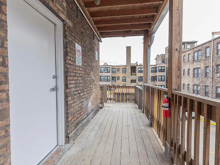 2901-11 N Clark St — Photo 16