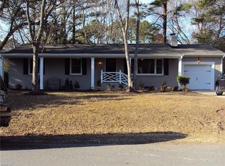 105 Chestnut Dr, Williamsburg, VA 23185