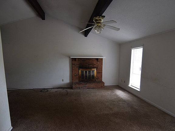 3rd image of 3010 Green Forest Dr