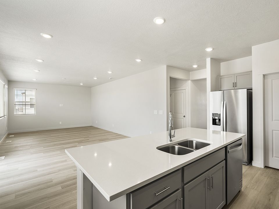 SLC_WestWoodEstates_Residence4_kitchen livingroom_3537-South-3150-West