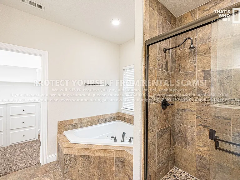 3834 E Zion Rd — Photo 16