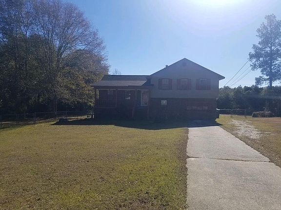 2nd image of 5202 Woodridge Dr