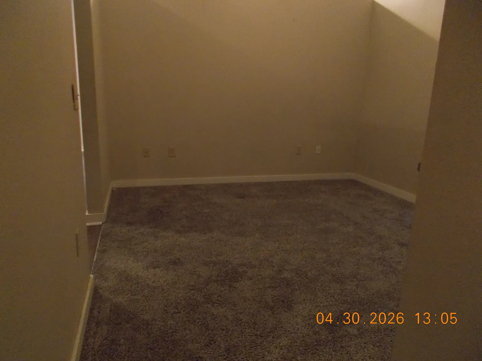 1 bed, 997 sqft, $824 — Photo 3